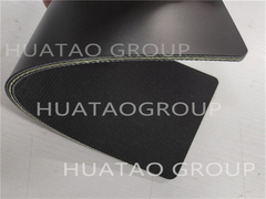 Prepressgordel voor het vooraf comprimeren van verspreide houtvezels of chips bij de vervaardiging van houtpaneelen.