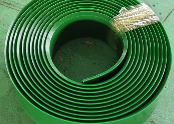 Urethane Conveyor Belt Skirting 35 Degree Bevel Edge Iron Ore Conveyor Sealing