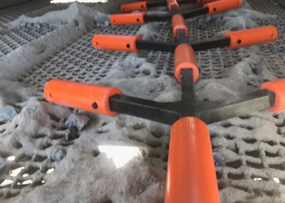 Flip Flow Screen Declogging Rods with Superior Wear Resistance
