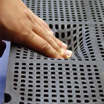 60*12mm High-wear Rubber Screen Panel with Steel Frame for Anti-blocking Mining Applications