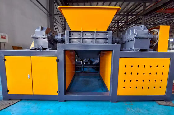 Dual Motor Shredder Machine 60kW Total Power for Tires