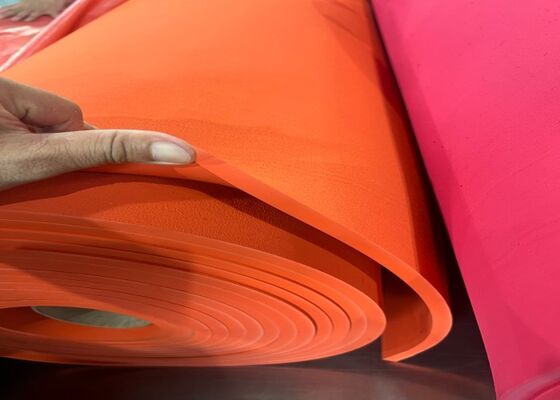 Liquid-Phase Processing Wear Resistant Rubber Sheet Bolt Fixed 80 Shore A Rubber Lining Plate for Mining