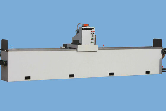 Machine voor het slijpen van het mes met een werklengte van 1500 mm met CNC-besturing