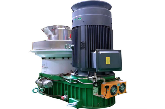 Hydraulische vaste biobrandstofmachine voor recycling van houtkrullen